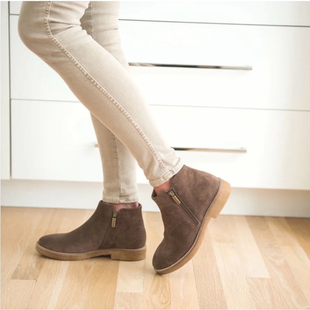 Italeau Waterproof Foliana Booties‎